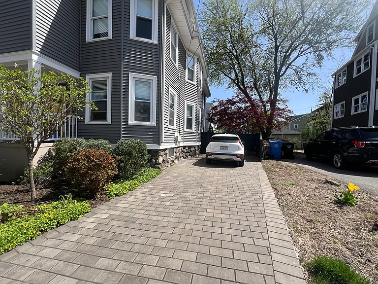 1 Chestnut St #1 — Photo 18