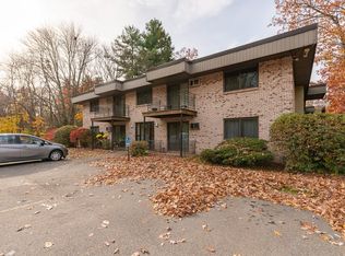 2 Strawberry Bank Rd APT 17, Nashua, NH 03062