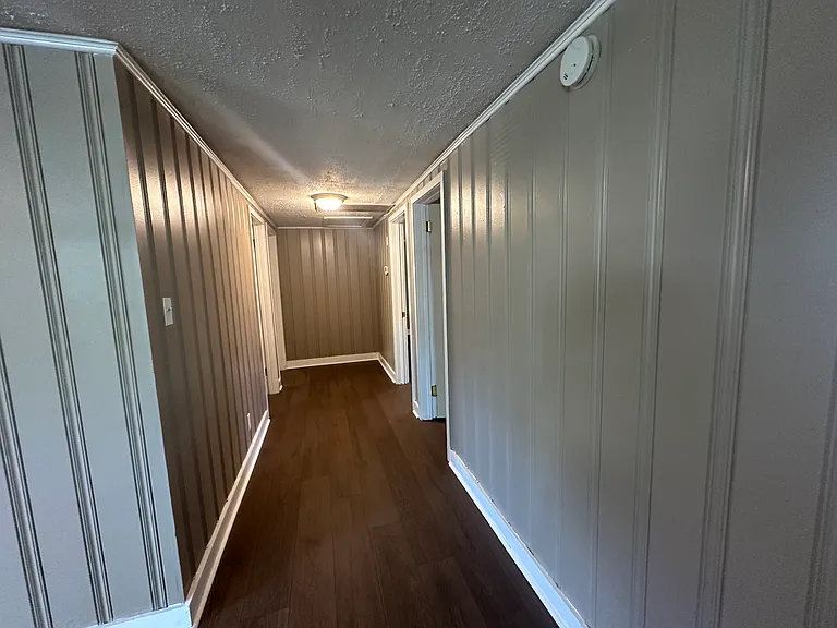 2425 Juniper St — Photo 6