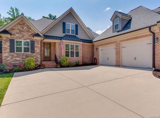 2460 Shiny Leaf Dr, Denver, NC 28037