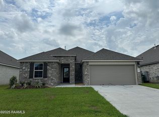 119 Cottage Cove Dr, Maurice, LA 70555