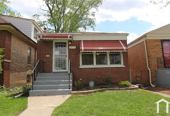 4 bed, 1100 sqft, $3,500 — Photo 2