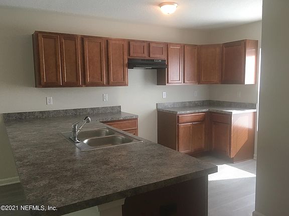 2nd image of 4534 Glendas Meadow Dr