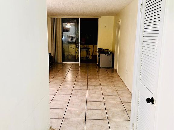 5th image of 8460 Sunrise Lakes Boulevard #202