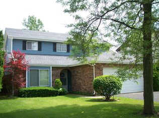 1210 Needham Rd, Naperville, IL 60563