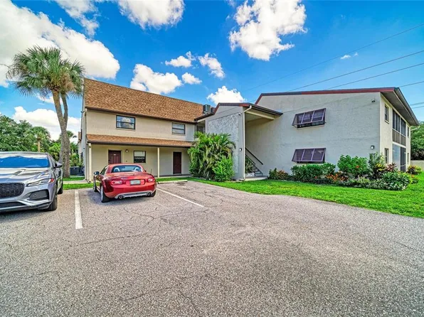 7237 Cloister Dr, Sarasota, FL 34231