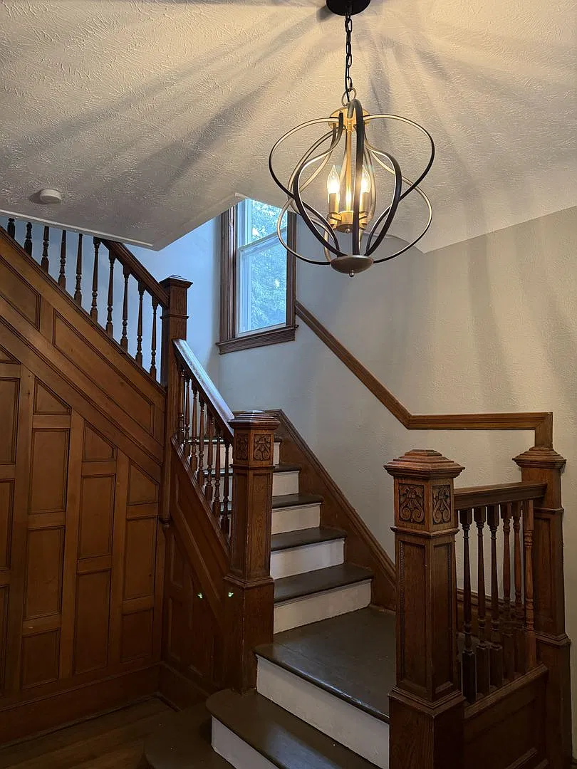 213 Morewood Avenue - PPE (Oakland) — Photo 1