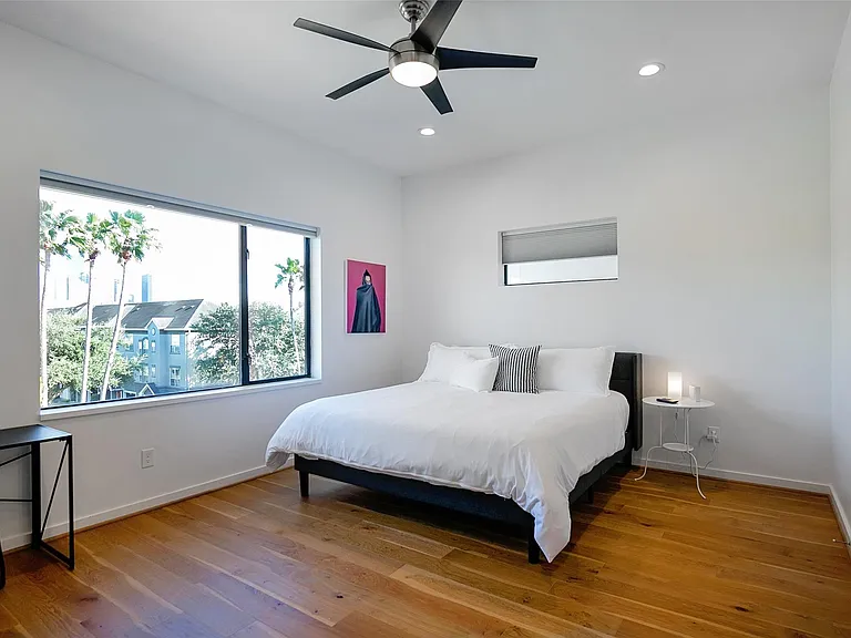 511 Memorial Heights Dr — Photo 35