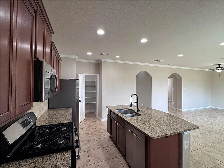 2605 Rough Berry Rd — Photo 14