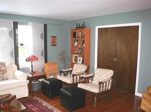 5th image of 34 Pine Ln
