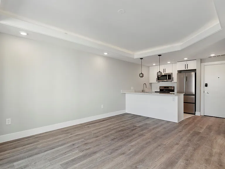 1223 N 7th St — Photo 34
