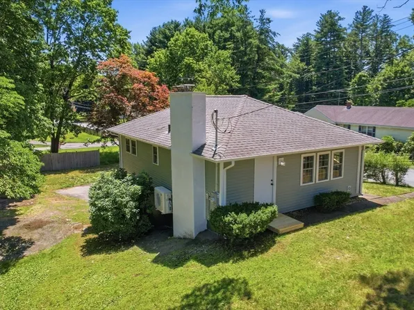 217 W Main St, Northborough, MA 01532