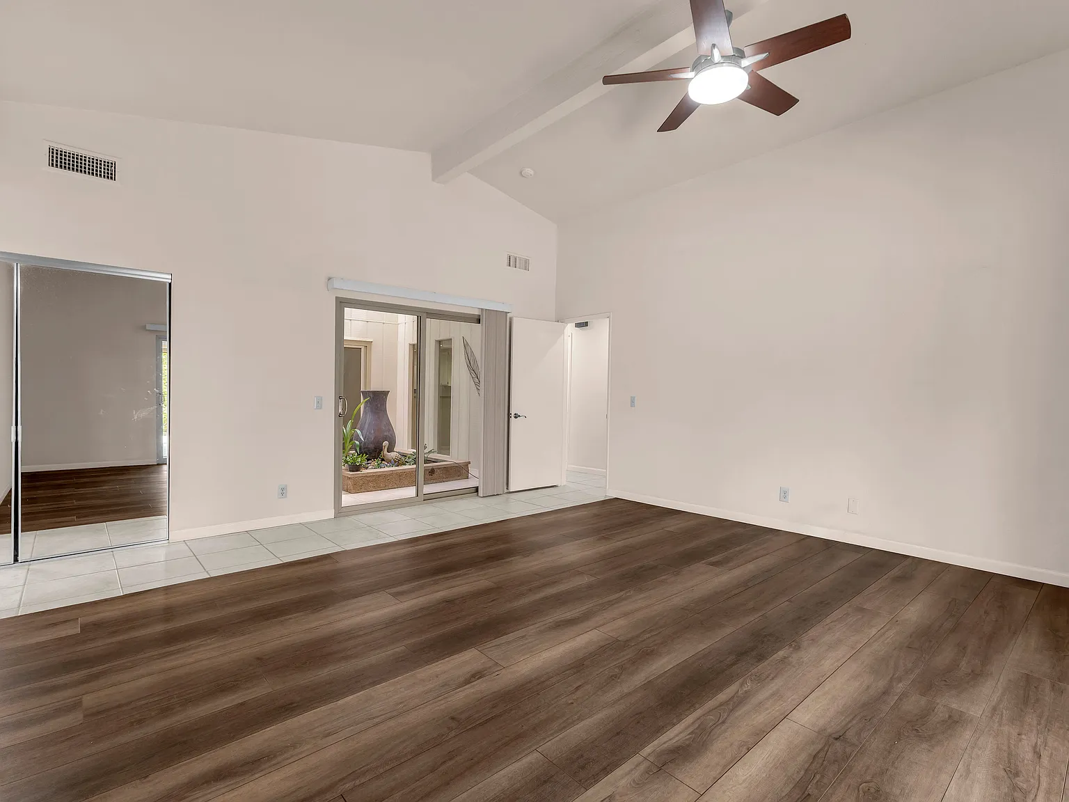 3 bed, 1853 sqft, $4,500 — Photo 4