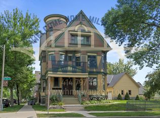 2052 N 1st St STOP 3, Milwaukee, WI 53212