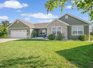 307 Independence Ave, Waterloo, IL 62298
