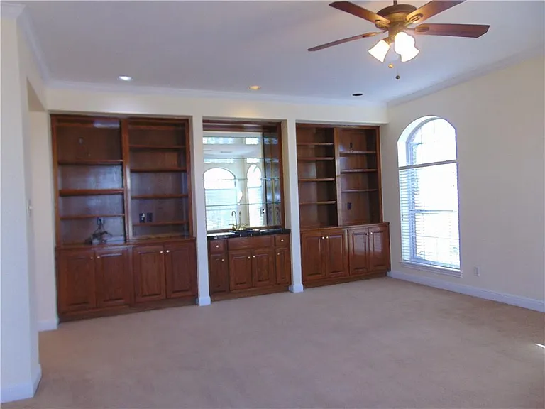 5806 Cedar Cliff Dr — Photo 5