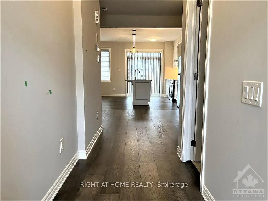 3 bed, $2,700 — Photo 2