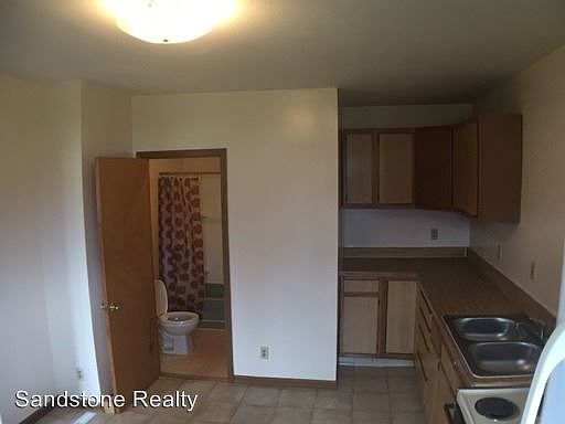 4th image of 253 Lake Ave #3412858