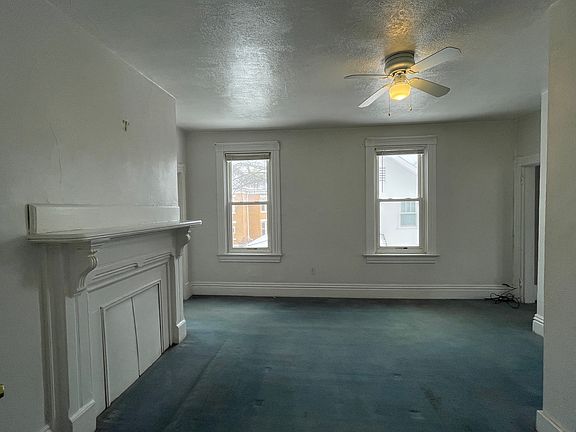 5th image of 133 2nd St Floor 2