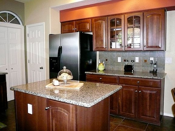 5th image of 8005 Macnish Dr NE