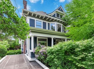 2326 NW Northrup St, Portland, OR 97210