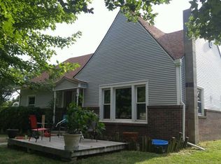 109 3rd St, Virginia, NE 68458