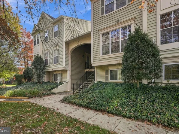 8210 Winstead Pl APT 202, Manassas, VA 20109