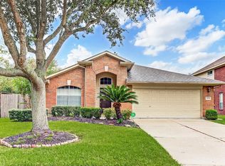 3334 Pebble Beach Ln, Pearland, TX 77584