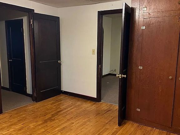 4th image of 206 S Pacific St #5