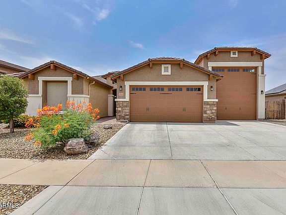 3rd image of 17855 W Windrose Dr