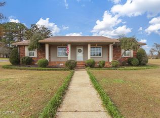 205 Pinecrest Dr, Henderson, TN 38340