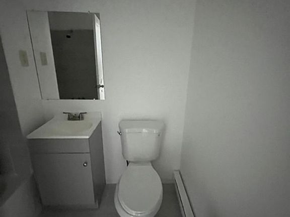 5th image of 338 Hollenbach St Floor 1