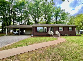 3004 E Hyco Rd, South Boston, VA 24592