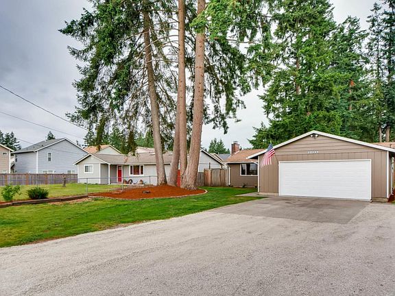 3rd image of 20409 50th Ave E