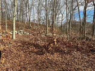 2 Lancaster Rd, Westerly, RI 02891