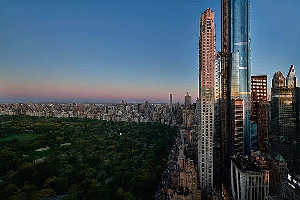 1st image of 25 Columbus Cir APT 66C