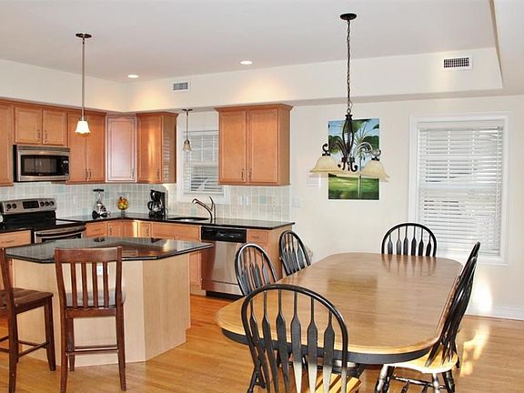 5th image of 1138 Ocean Ave #2
