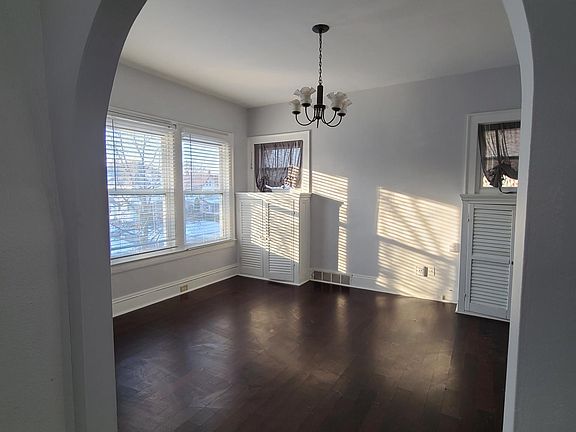 2nd image of 1577 Cohassett Ave