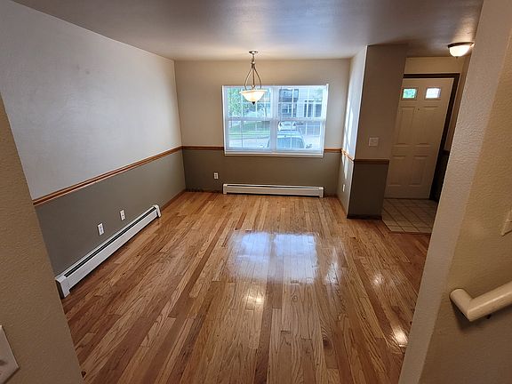 Spacious Main Room - 1346 Sunset St. #11 Longmont, CO 80501