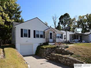 4321 N 54th St, Omaha, NE 68104