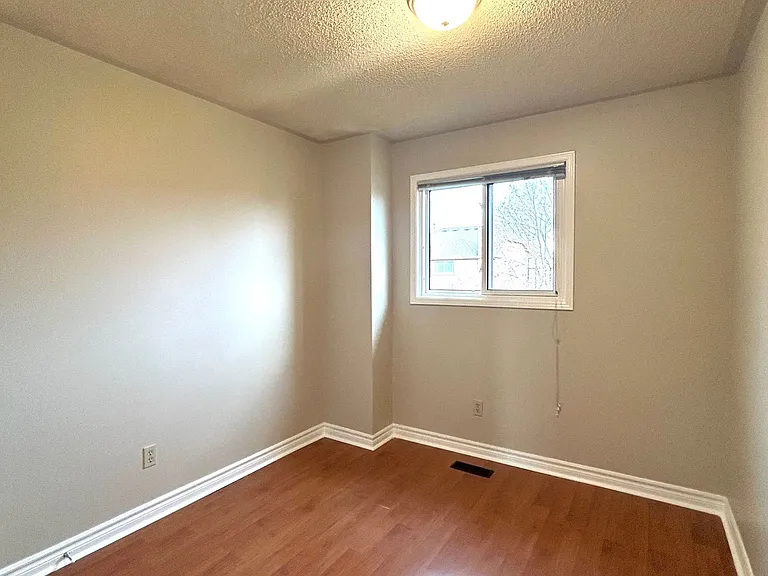 4523 Kimbermount Ave — Photo 23
