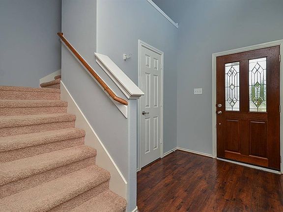 3rd image of 24522 Folkstone Cir