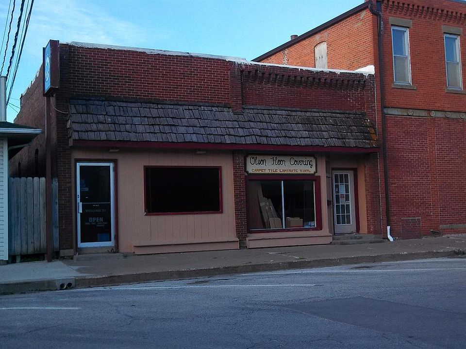 1st image of 106 E Jefferson St