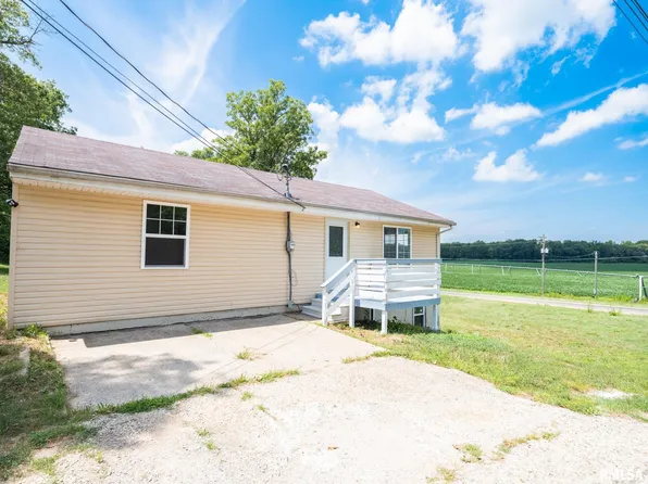 21785 County Road 2300 N, Topeka, IL 62644