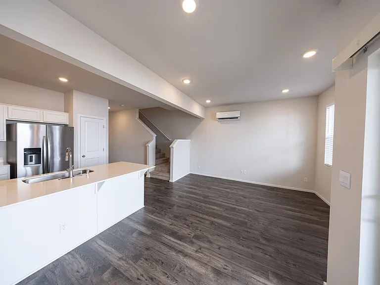 6313 NE 61st Ave — Photo 7