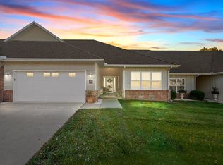 1368 N Sandy Creek Circle #4, Nixa, MO 65714