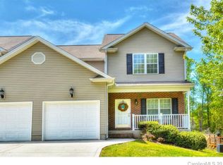 128 Ridge Bluff Rd, Mooresville, NC 28115