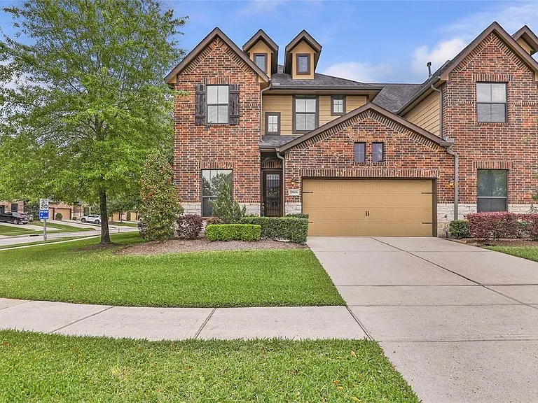17906 Arapaho Hill Ln — Photo 1