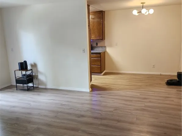 18169 Sundowner Way Unit 907, Santa Clarita, CA 91387