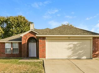327 Tioga Dr, Arlington, TX 76002